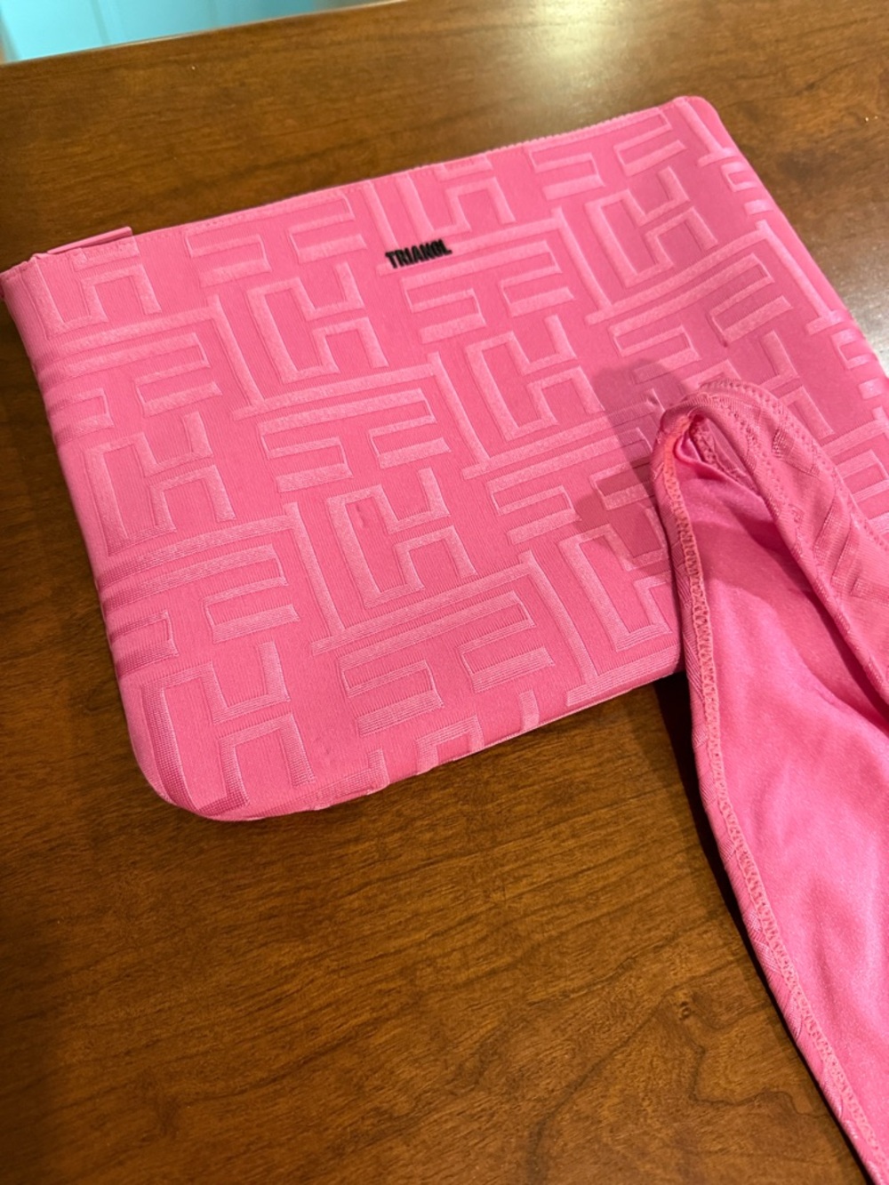 triangl swimwear Pink Bikini Set with Matching Pouch - Picture 3 of 3